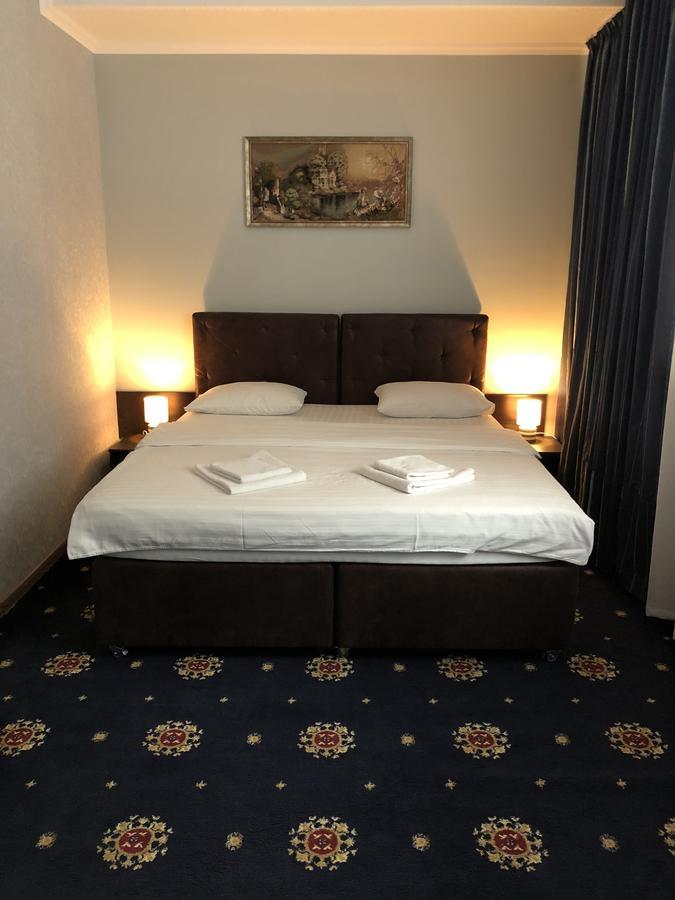 מלון ז'יטומיר Alir מראה חיצוני תמונה